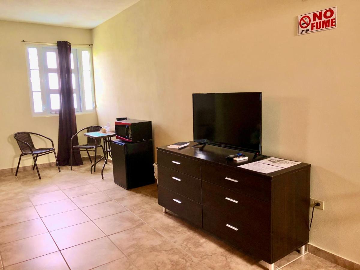 Tio Pepe'S Guest House Aibonito Bagian luar foto