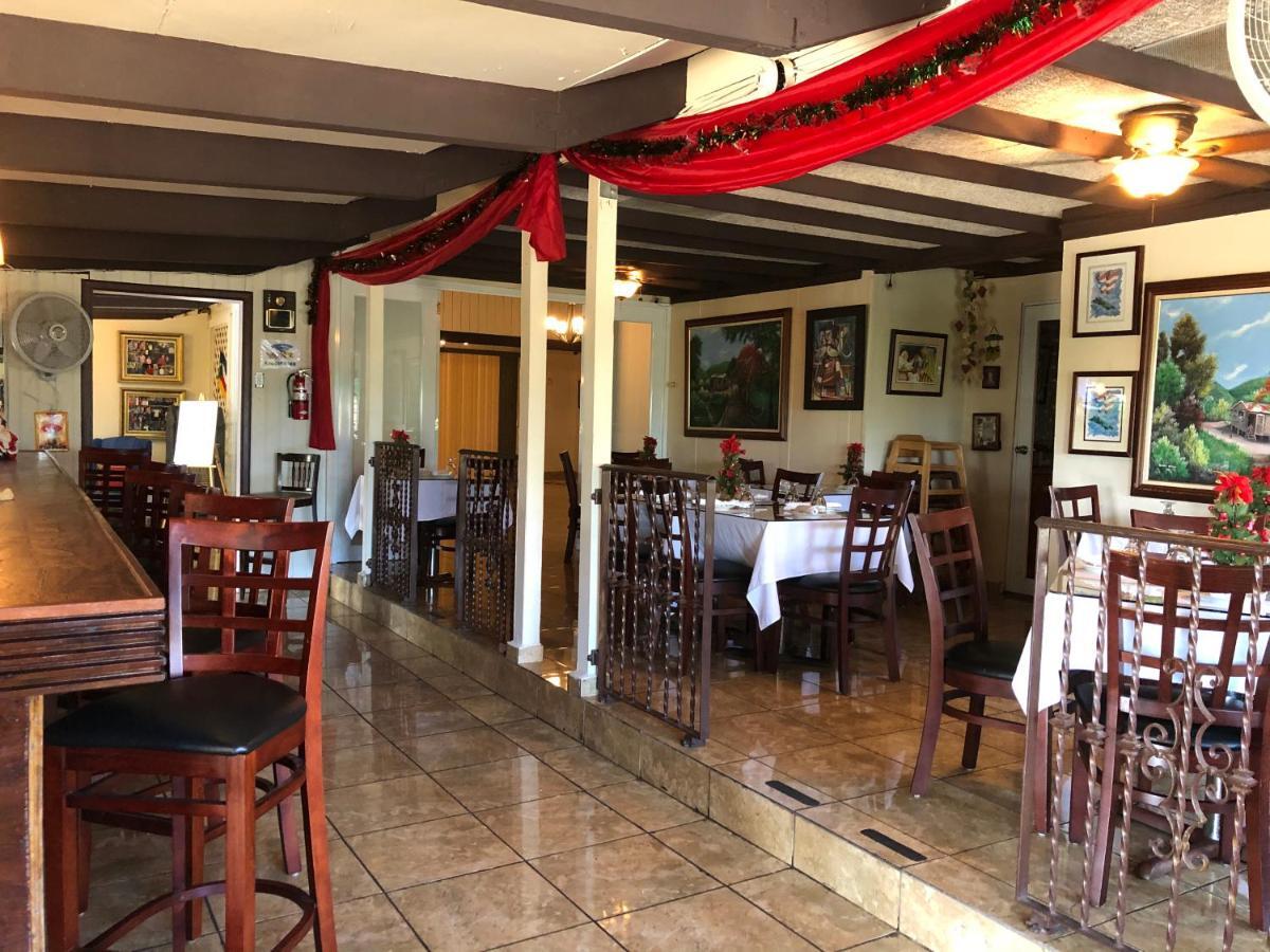 Tio Pepe'S Guest House Aibonito Bagian luar foto