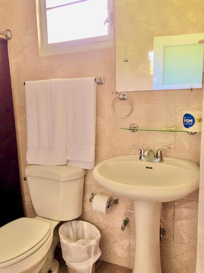 Tio Pepe'S Guest House Aibonito Bagian luar foto